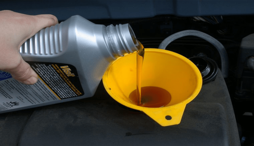 Por qué se oscurece el aceite del compresor de aire?