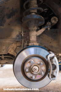 vida útil de una rótula en mal estado en un automóvil